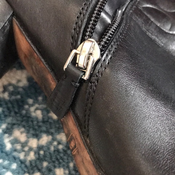 Coach tall black boots!! - Picture 5 of 6